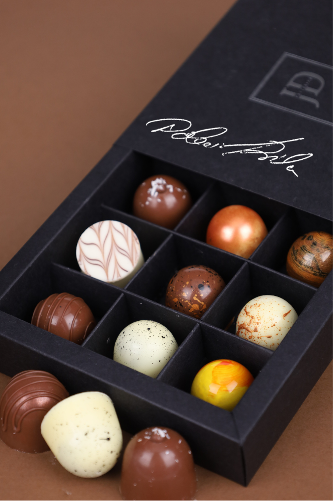 JD & Dobai Aty Bonbon Box - Image 2